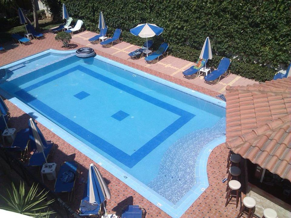 Sofia Studios & Apts Ayía Marína Esterno foto