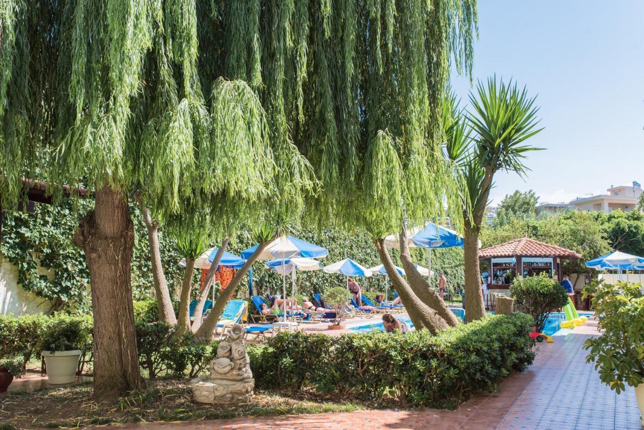 Sofia Studios & Apts Ayía Marína Esterno foto